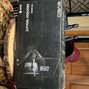 EVEO Dual Monitor Mount